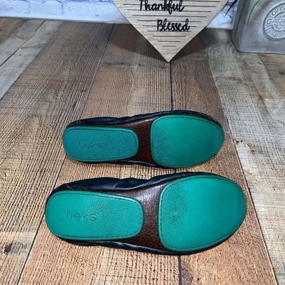 Matte black tieks